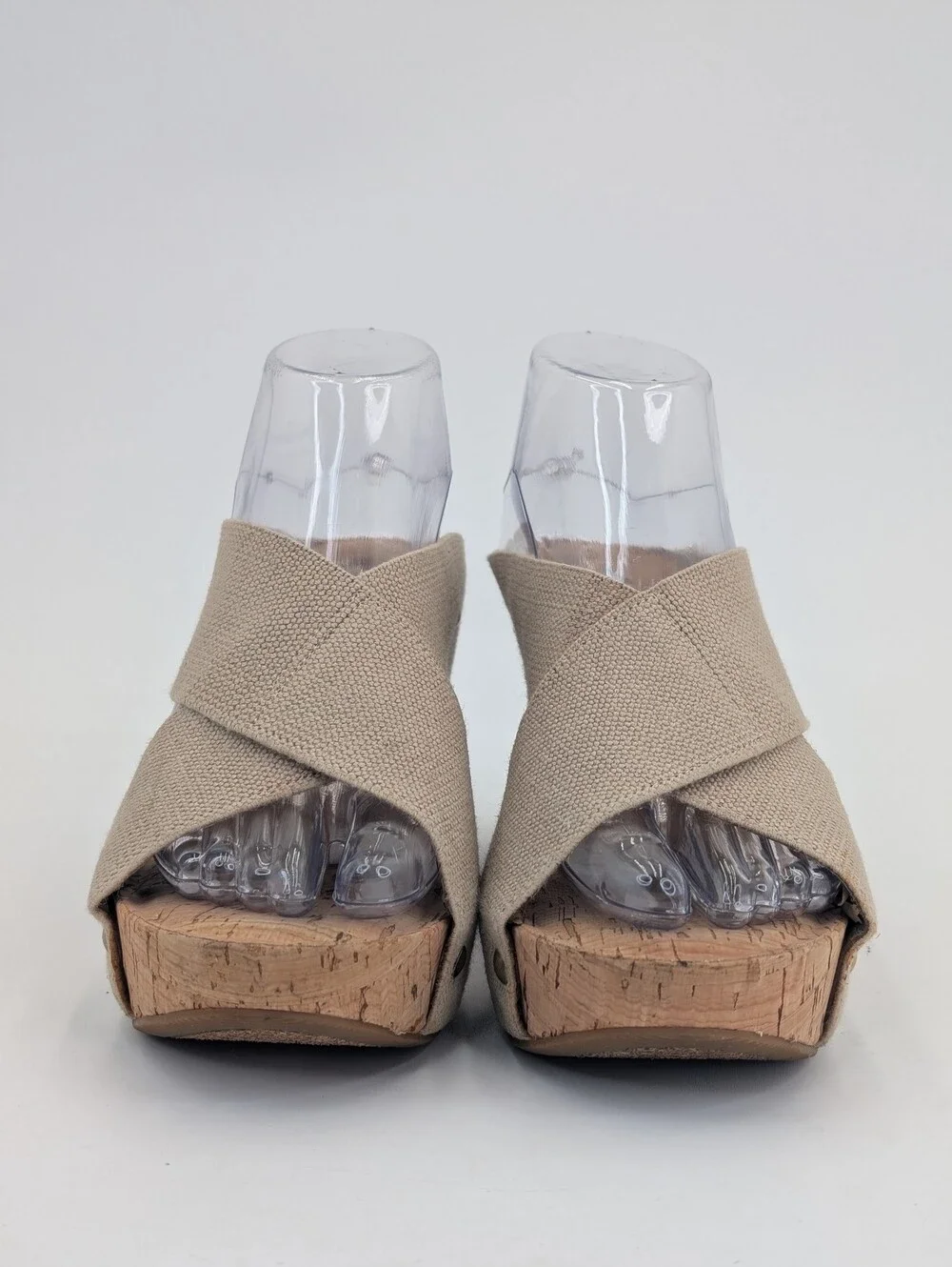 Lucky Brand Miller 2 Size 8.5M Neutral Tan/Beige Textured Fabric Platform Wedges